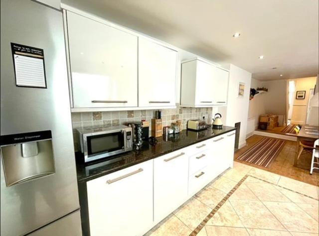 *Family Home In Mumbles. Close To The Beach* Exterior foto